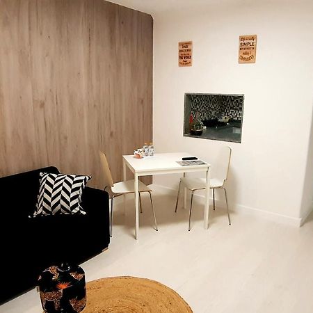 Encarnacao Home 2 Lisbona Esterno foto