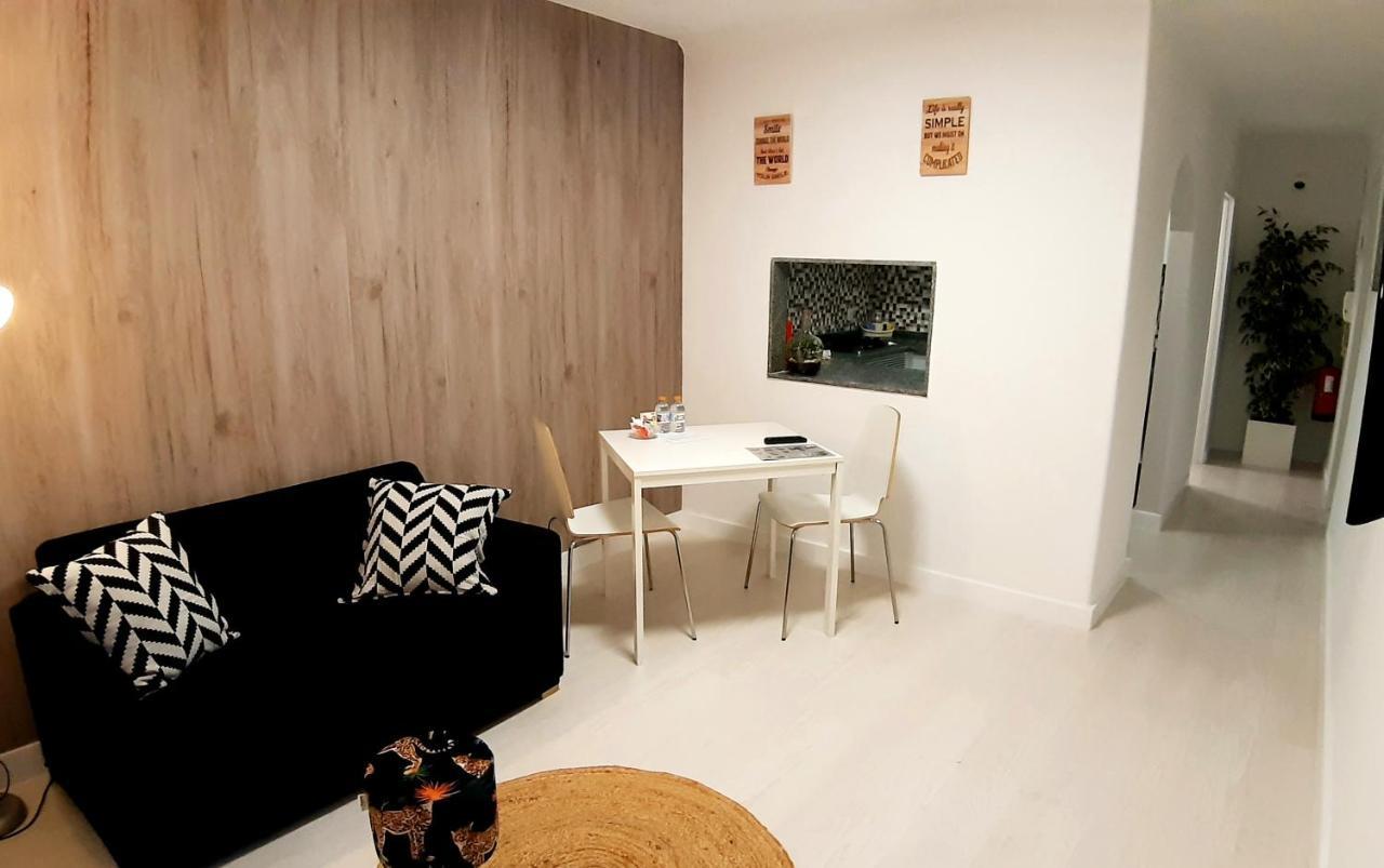 Encarnacao Home 2 Lisbona Esterno foto