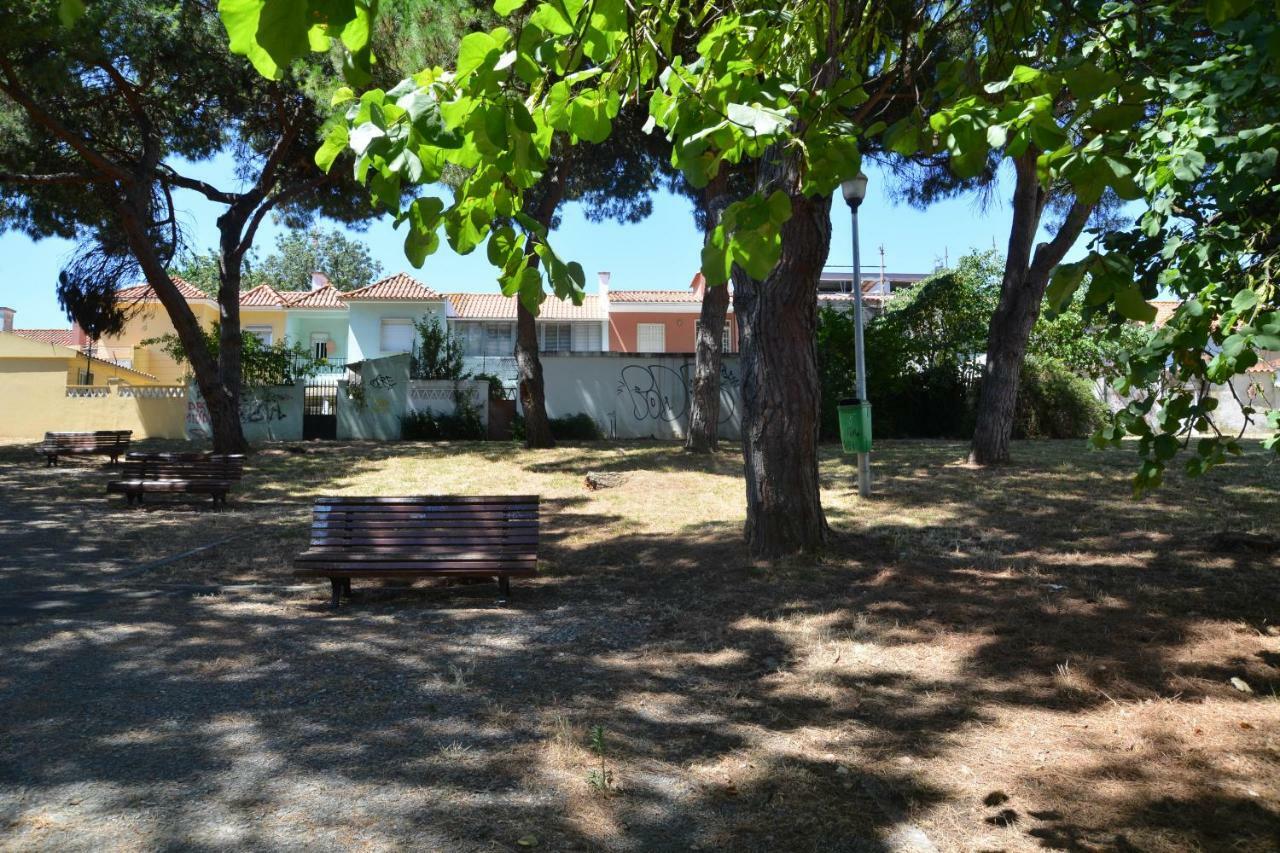 Encarnacao Home 2 Lisbona Esterno foto